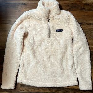 Patagonia womens small fur fleece half zip pullover pale pink
